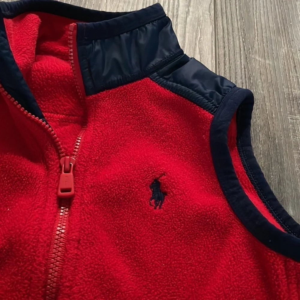 Polo fleece vest